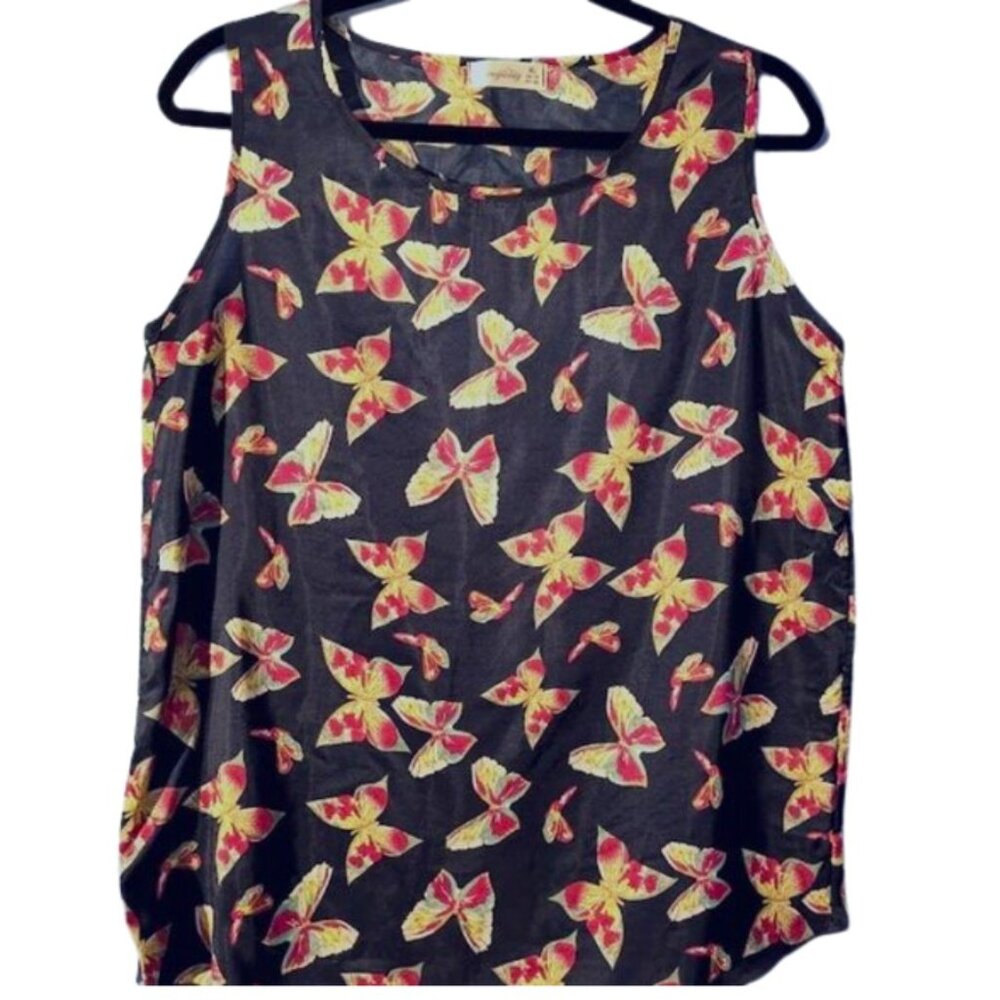 SingWing navy blue tank top with butterflies🦋